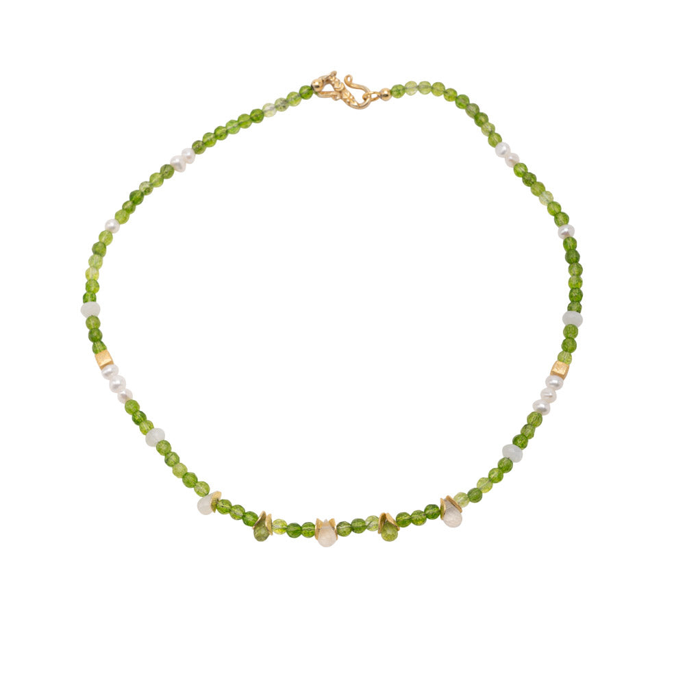 Collier Sanja mit Peridot- und Mondsteintropfen shirinsehan.com